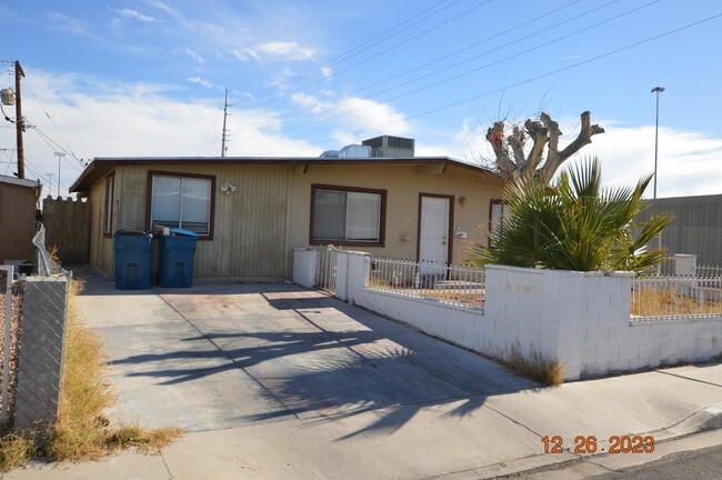 Building Photo - 18 N Princeton St