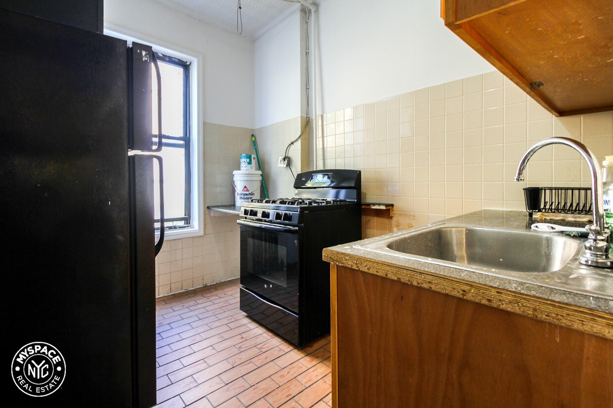 Primary Photo - 63 Stuyvesant Ave