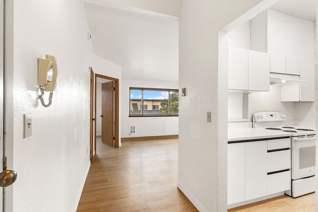 Interior Photo - Maplewood Apartments