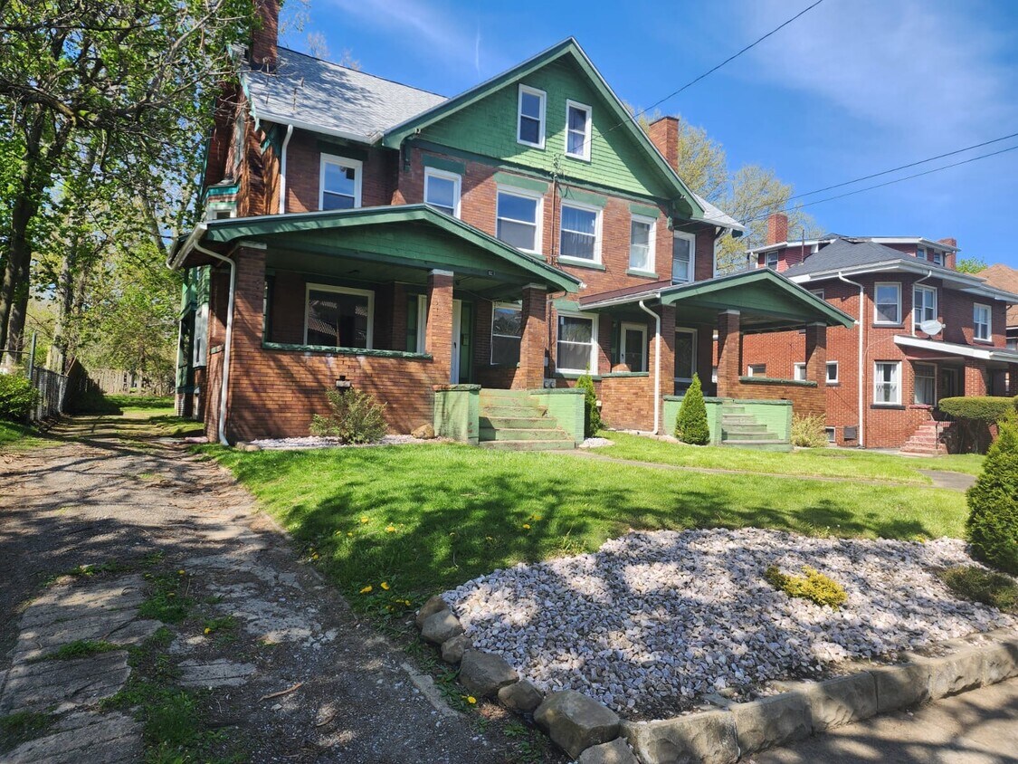 Foto principal - 262 Fairgreen Ave