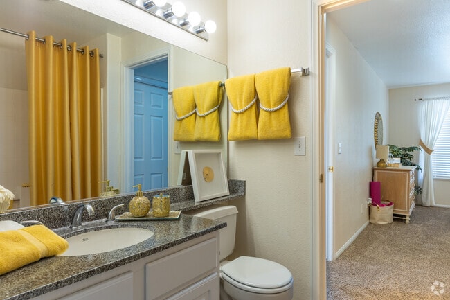 Palm Springs, 2 BR, 2 BA - 1,050 SF - Palm Villas at Whitney Ranch
