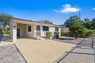 Building Photo - 811 NW 115th St