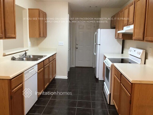 Foto del edificio - 1950 Shady Creek Ln NE