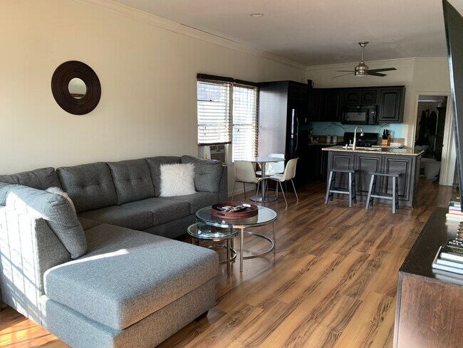 Living room - 1803 W 36th Pl