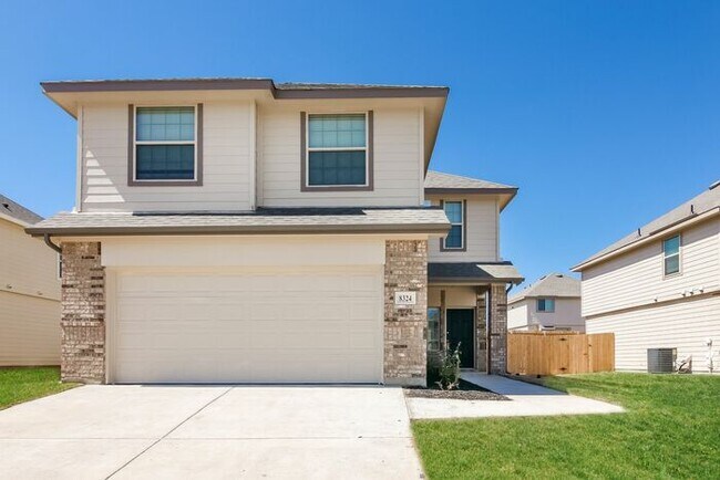 Foto del edificio - 8324 Yaupon Holly Trl