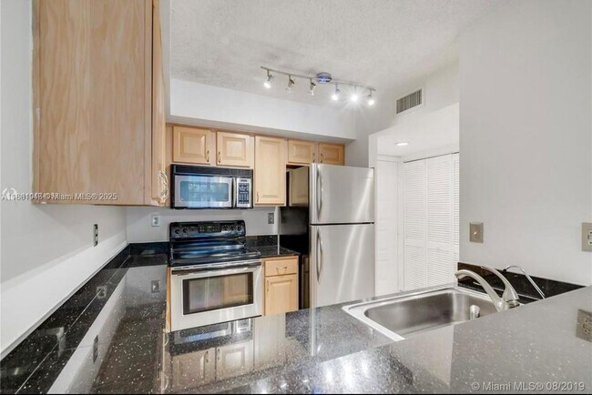 Building Photo - 1280 S Alhambra Cir
