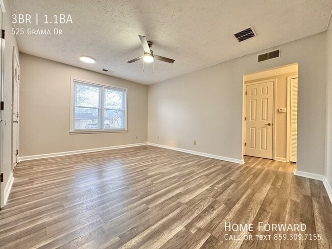 Building Photo - 525 Grama Dr