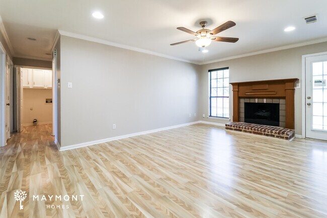 Building Photo - 12271 Maryland Pl