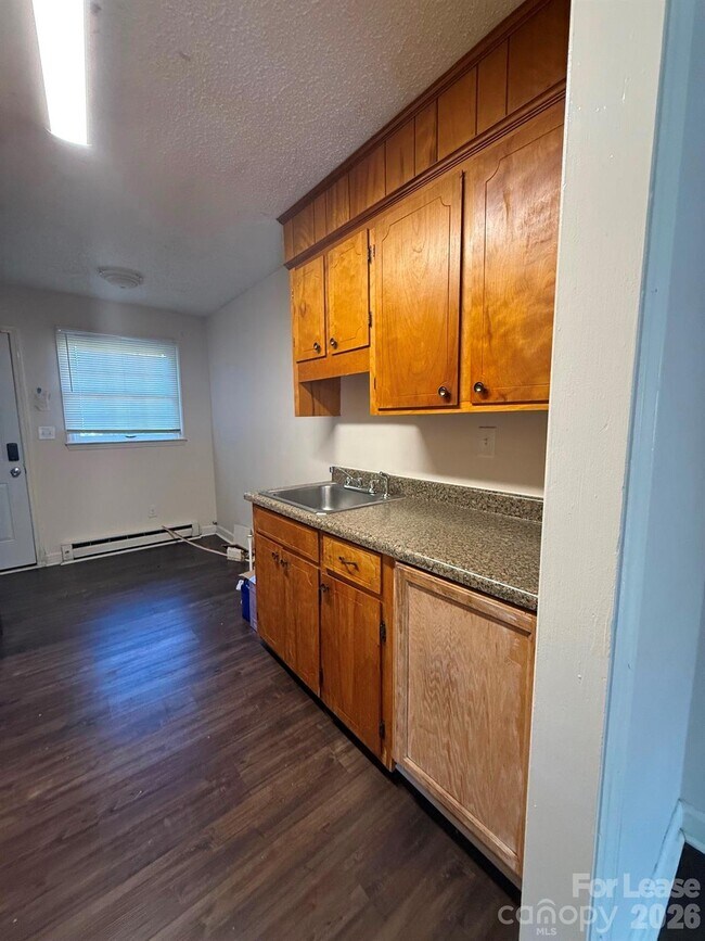 Building Photo - 3615 Morris Field Dr