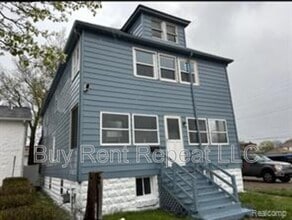 Building Photo - 320 Hudson St