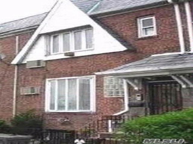 Foto principal - 24-35-35 84th St