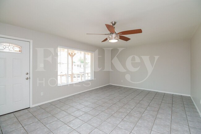 Foto del edificio - 5719 N 23rd Ave