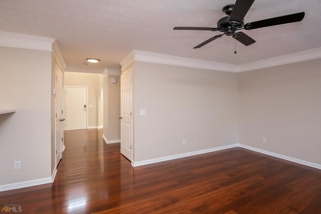 Building Photo - 2734 Evanston Ct
