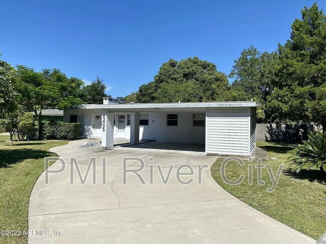 Building Photo - 5405 Matanzas Way