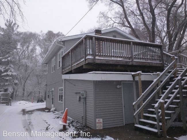 Building Photo - 1805 Caroline St