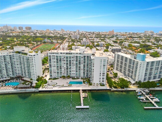 Foto del edificio - 1000 West Ave