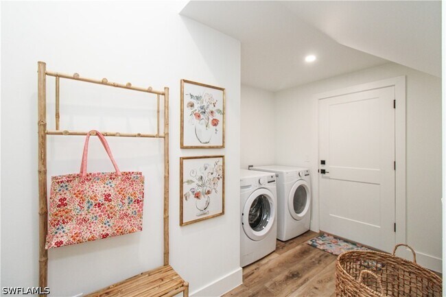 Foto del edificio - 7968 Cordoba Pl