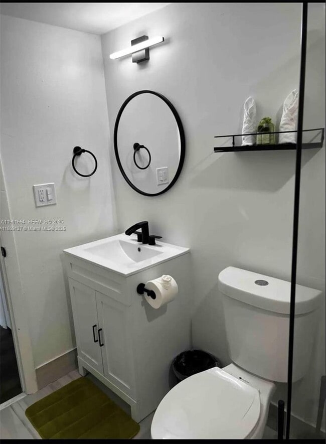 Building Photo - 700 NW 214th St