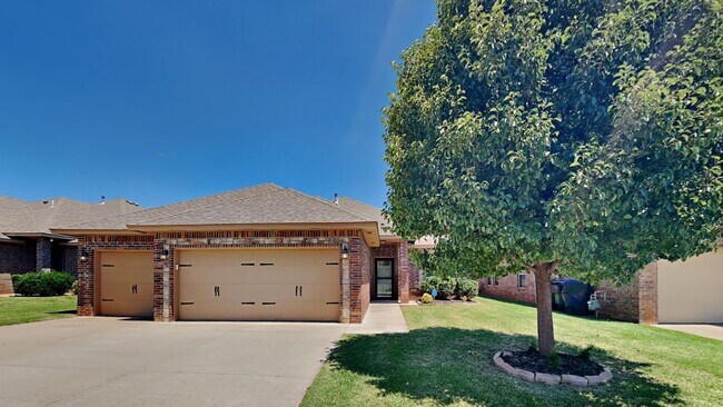 Foto del edificio - Very Nice 4 Bedroom 2 Bathroom Home in Deer Creek Schools with a Neighborhood Park/Pool