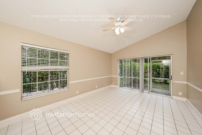 Building Photo - 1320 SW 18th St