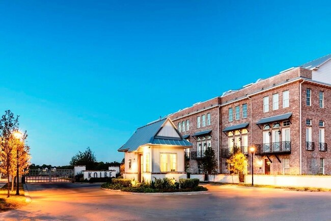 Foto del edificio - 2308 Kolbe Grove Ln