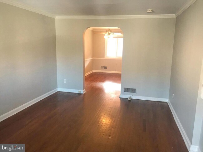 Building Photo - 1124 Cooks Ln