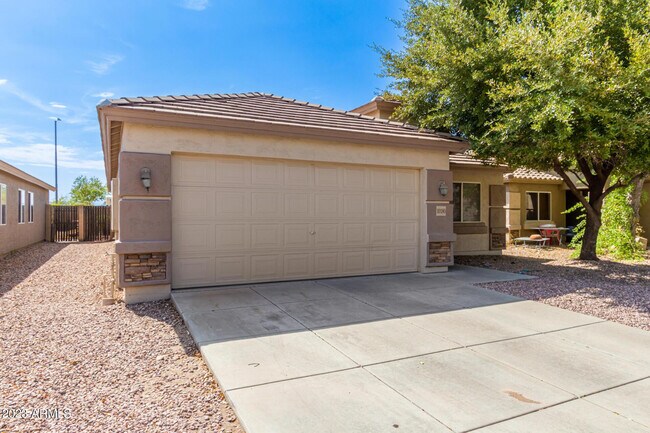 Foto del edificio - 10180 N 116th Ln