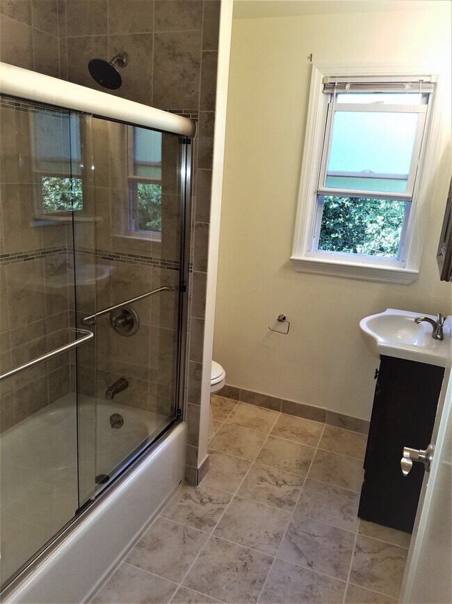 Towne Gardens Townhomes Apartments in Madison, NJ