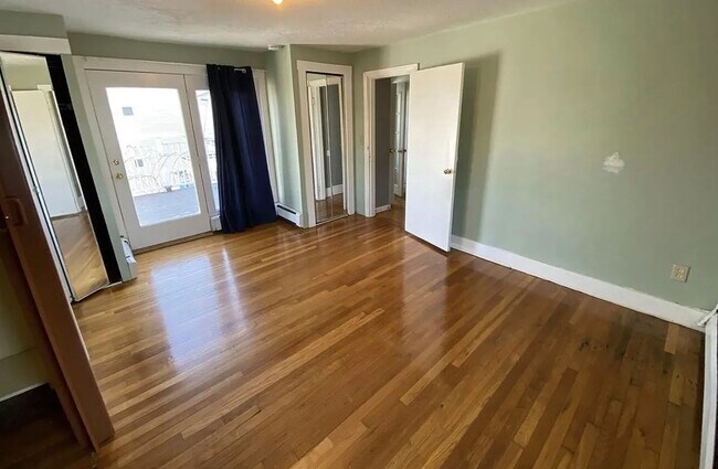 Building Photo - 99 Jaques St