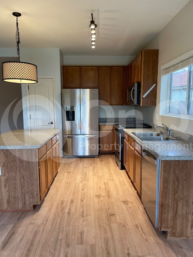 Photo - 10486 E Marquette St House