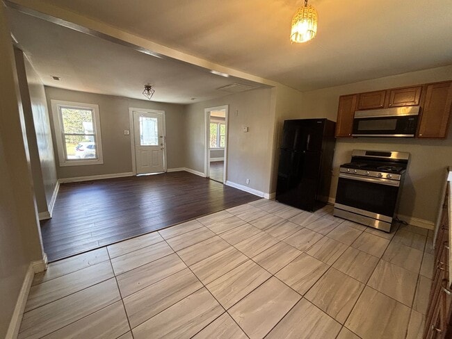 Foto del edificio - 716 Wilson Rd