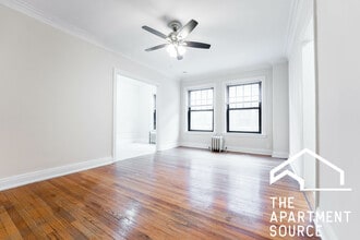 Building Photo - 540 W Briar Pl