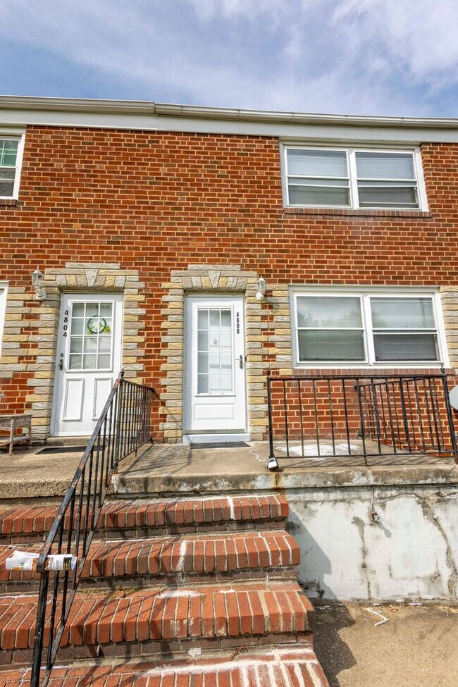 Foto del edificio - 4806 Sipple Ave