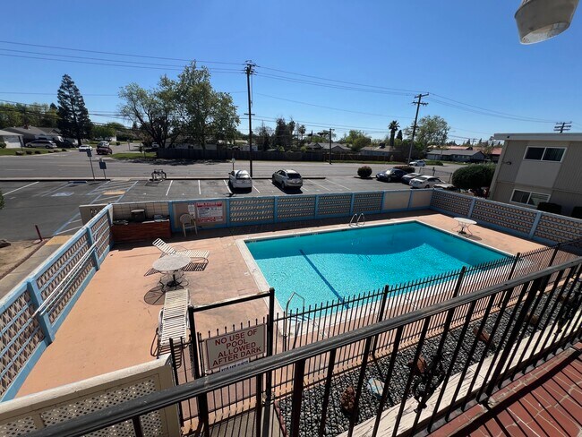 Foto del edificio - 2383 Arden Wy