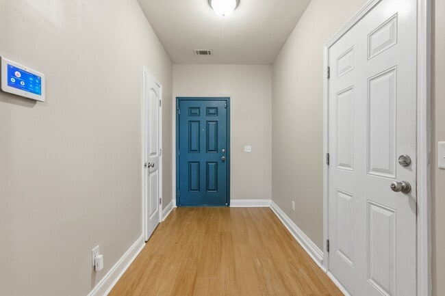 Foto del edificio - 240 Canyon Oak Loop