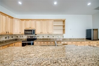 Building Photo - 14021 Bently Cir