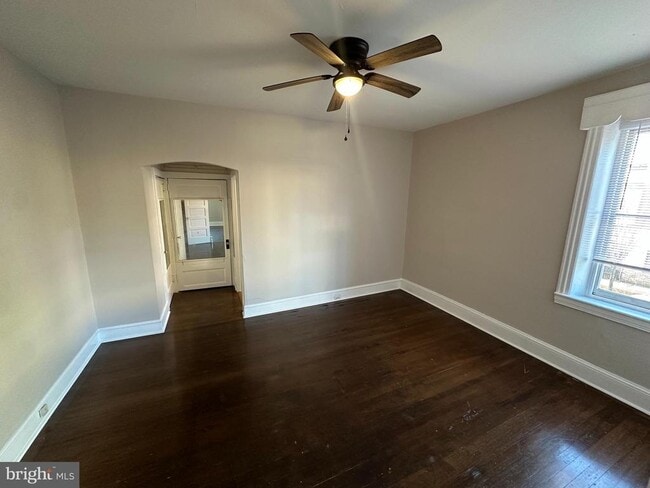 Foto del edificio - 5 S 3rd St