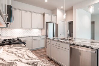 Building Photo - 16119 Northern Cardinal Ln
