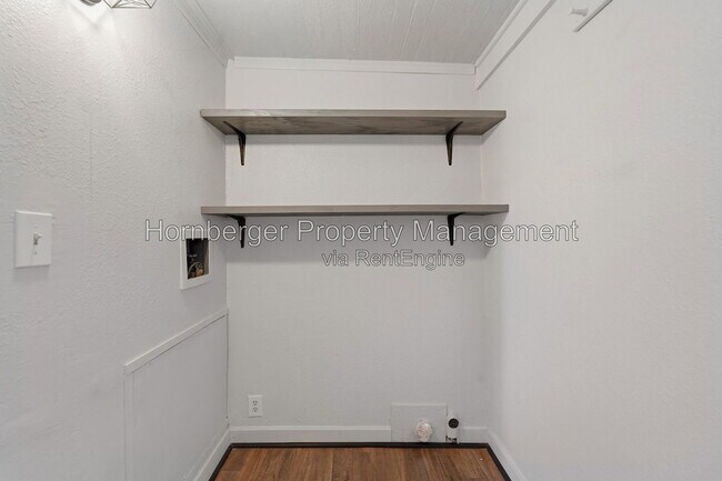 Foto del edificio - 3502 E Jackson Ave