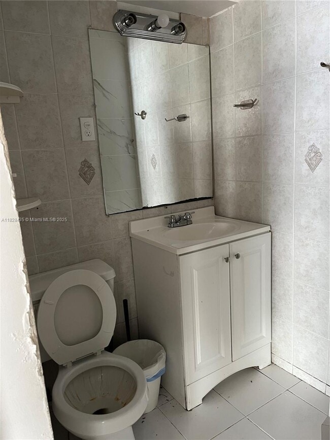 Building Photo - 1 bedroom in North Miami FL 33181