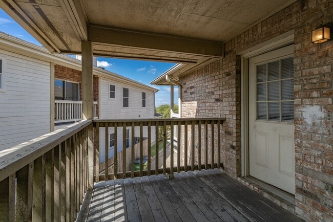 Building Photo - 1829 Rawhide Loop