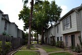 Foto principal - 8705 Village of Fondren Dr