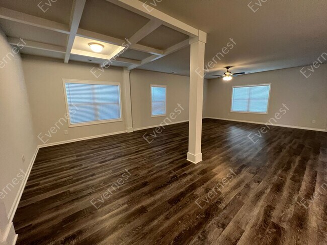 Building Photo - 3 Bed & 2 Bath House in Meridianville / Pe...