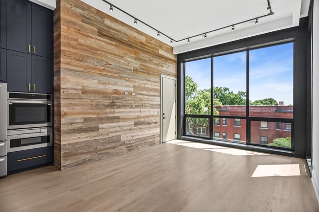 Foto del edificio - 6556 S Minerva Ave