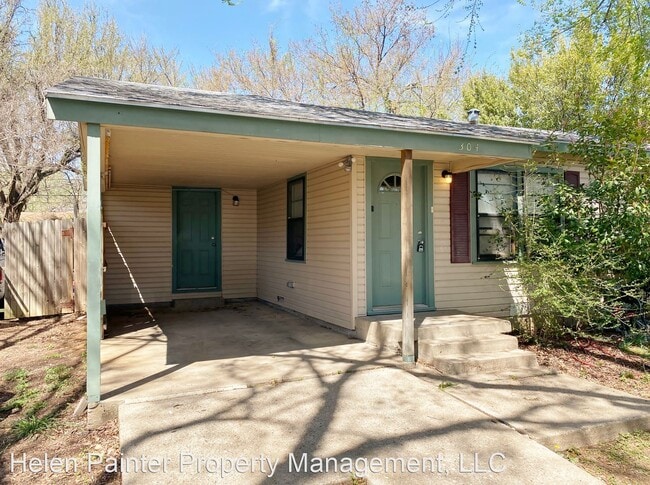 Building Photo - 2 br, 1 bath House - 304 Elm Street