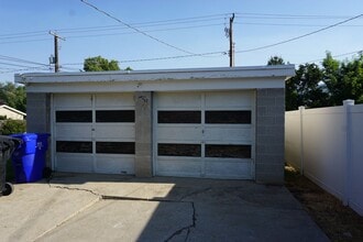 Building Photo - 74 W 100 N