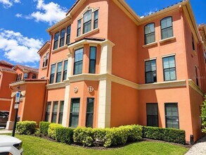 Building Photo - 2705 Via Murano