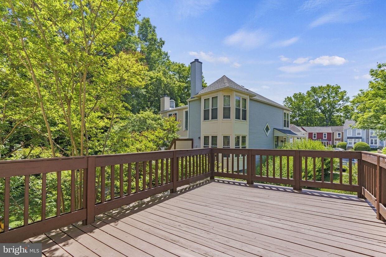 11255 Silentwood Ln, Reston, VA 20191 Townhome Rentals in Reston VA