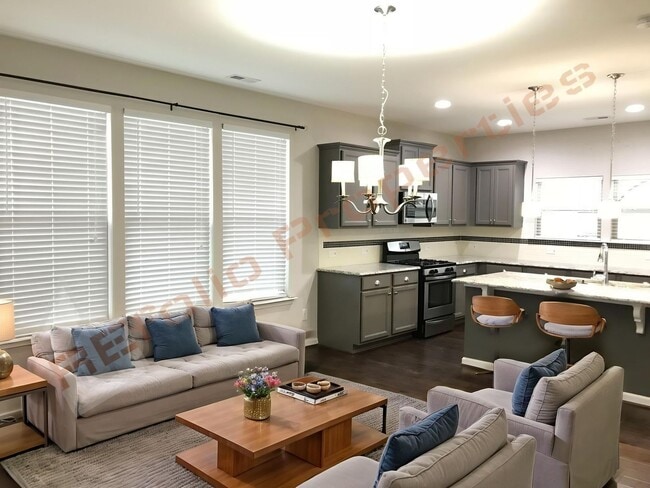 Photo - 1014 Midtowne Way Townhome