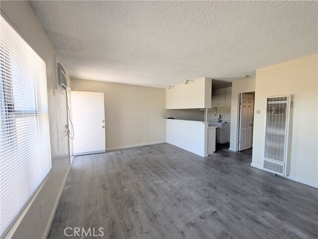 Foto del edificio - 259 E 49th St